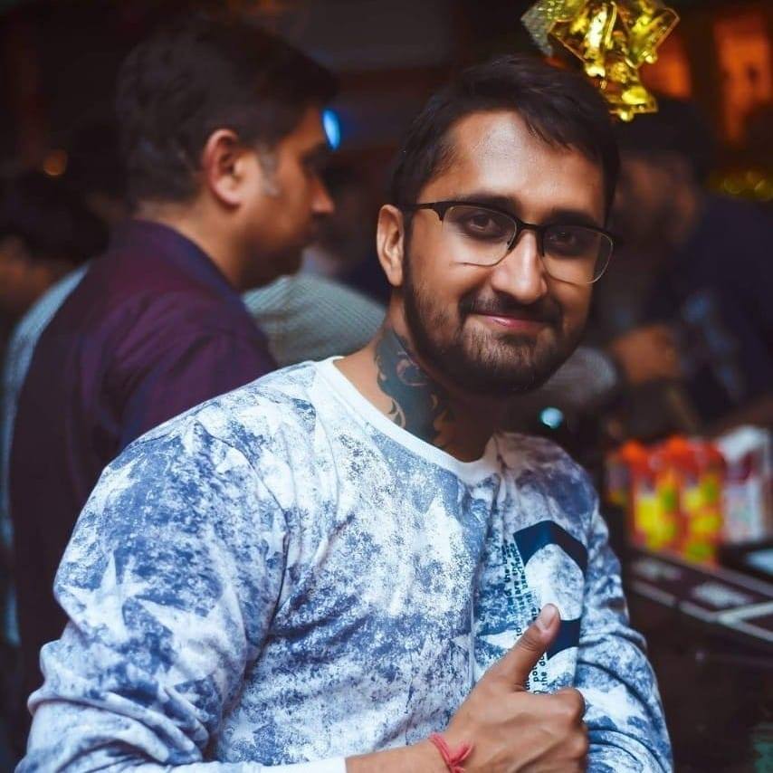AlumniProfile